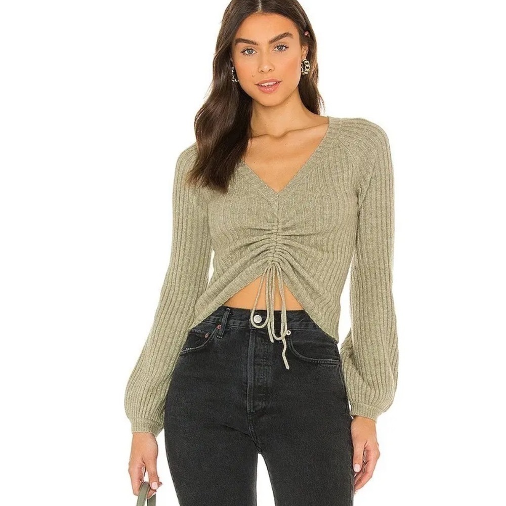BB DAKOTA BY STEVE MADDEN Make It Short Sweater Size M